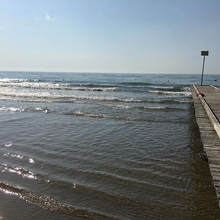 Nuovo E Centrale Appartamento 3-4 Persone Lido di Jesolo Bagian luar foto