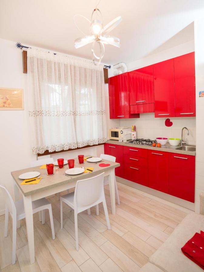 Nuovo E Centrale Appartamento 3-4 Persone Lido di Jesolo Bagian luar foto